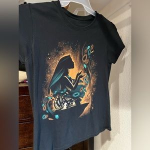 Woman’s Small Disney shirt